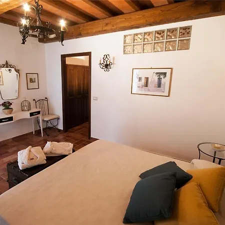 La Camilla Country House Guest house *